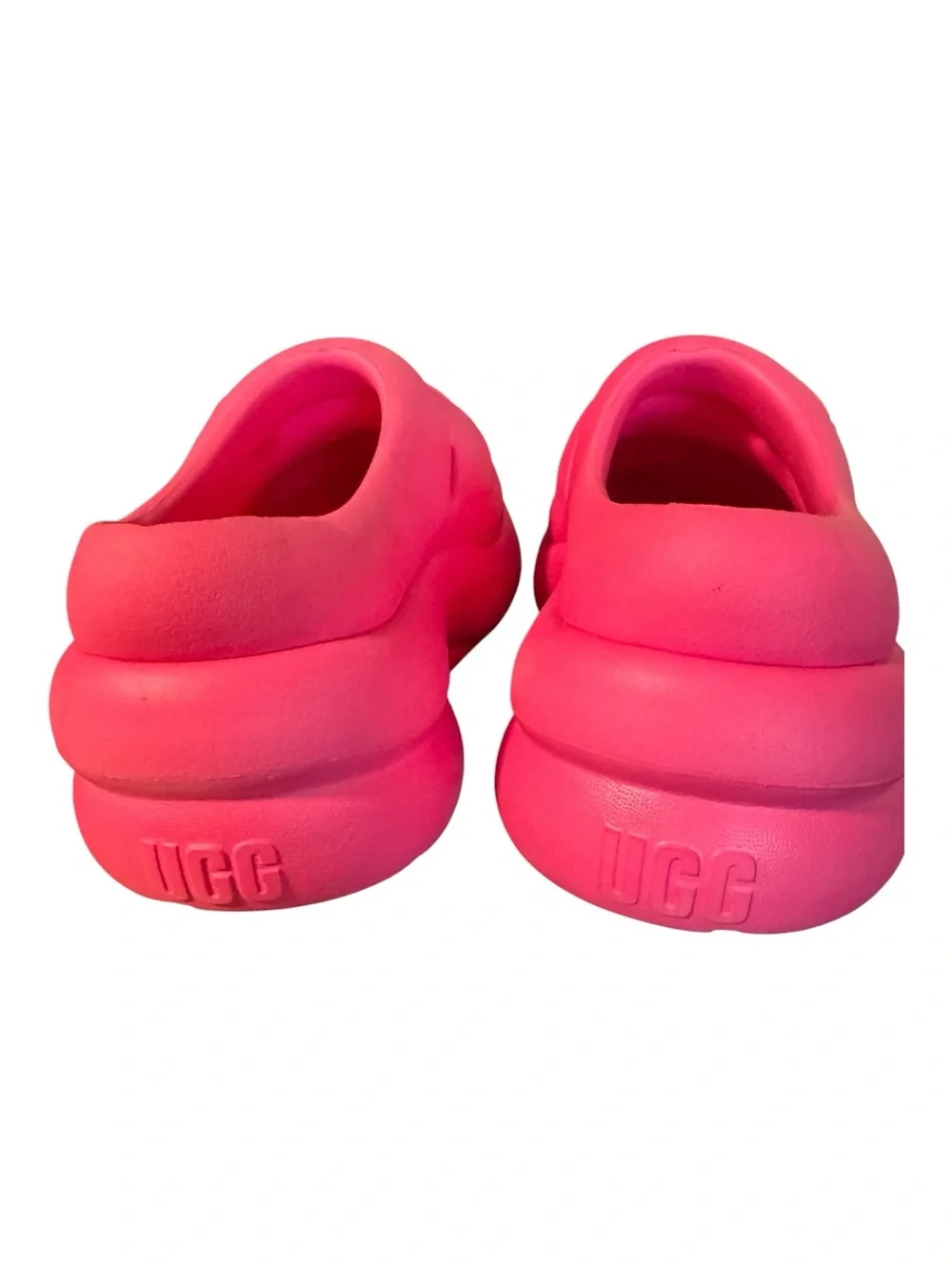 UGG fun sporty